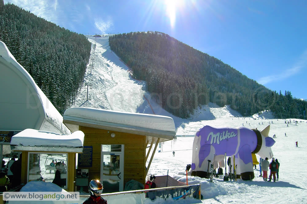 Bansko - Looking up the Alberto Tomba run